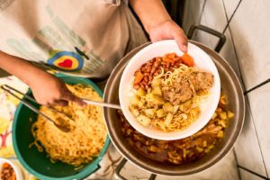 Ceará Sem Fome alcança 70 milhões de refeições e reforça combate à insegurança alimentar no estado